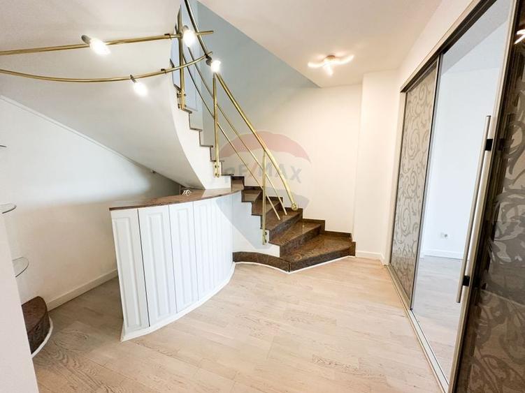 Apartament tip penthouse duplex | 4 camere | 127 mp | Unirii - 9