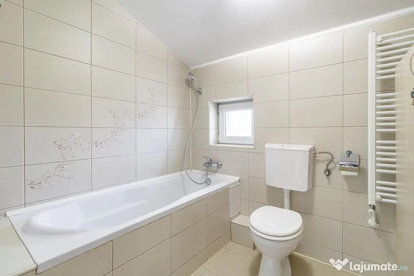 Casă cu 5 camere cu Teren 2253 Mp în Tâncăbești