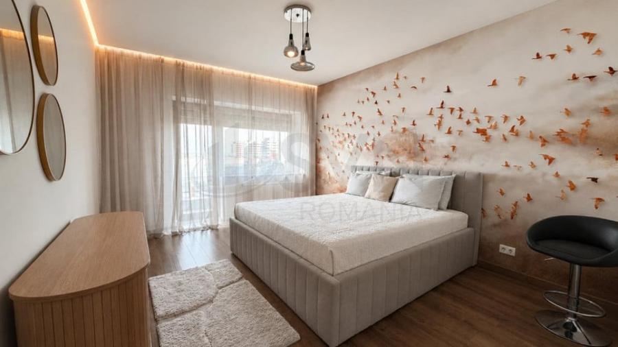 Apartament cu 3 camere semidecomandat în Băneasa