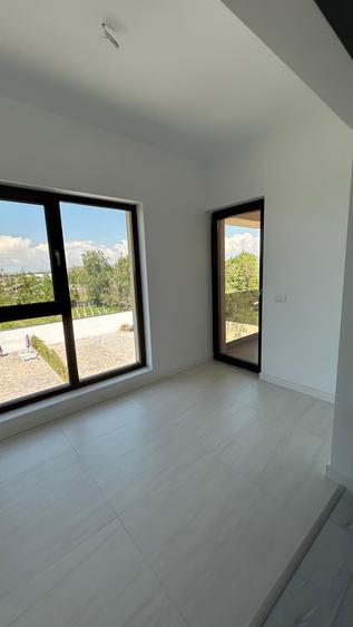 Apartament cu 2 camere semidecomandat în Găgeni