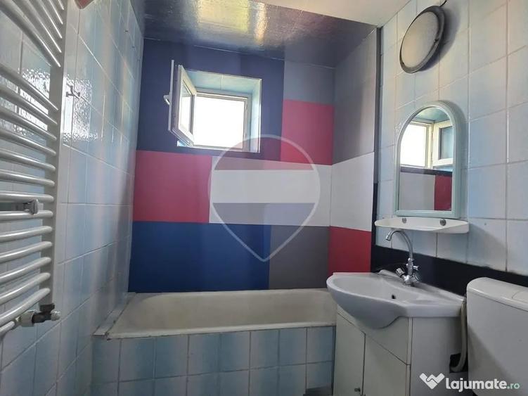 Apartament cu 2 camere semidecomandat în Progresul