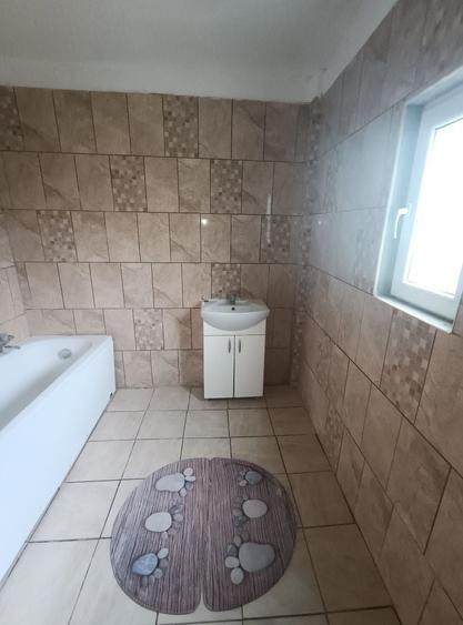 Casă cu 3 camere în Satchinez