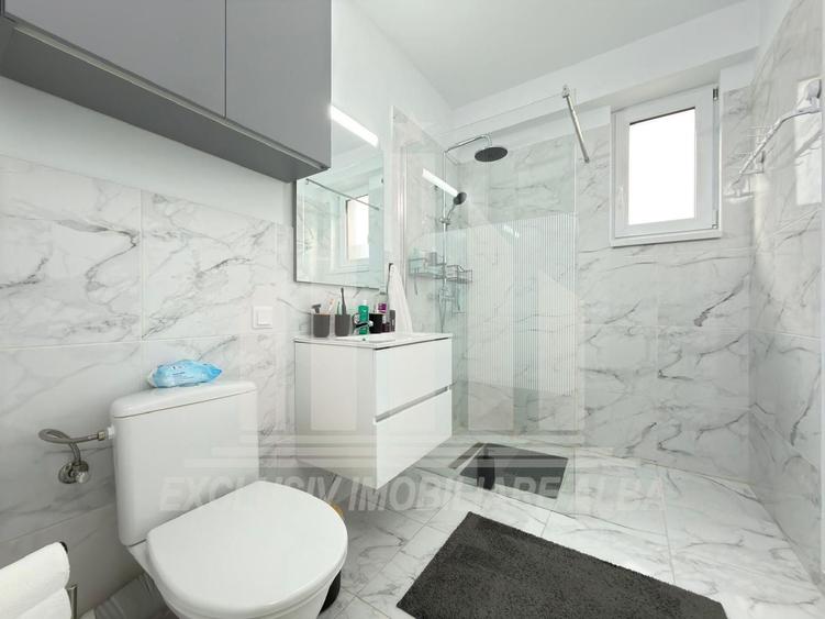 Apartament cu 3 camere decomandat, mobilat în Ampoi 3