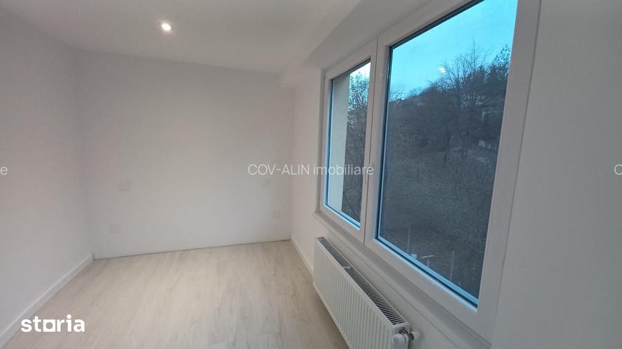 Apartament 2 camere, etaj 2/2 bloc tip vila, renovat total, gradina!