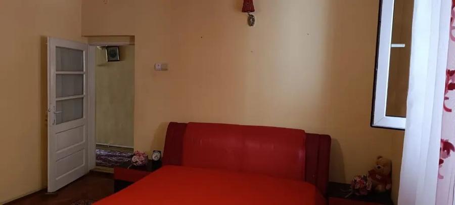 Casă cu 3 camere în Viile Noi