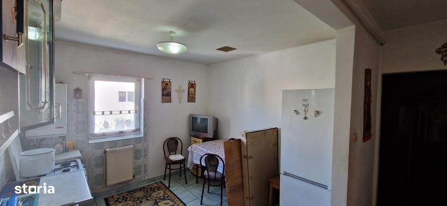 Apartament cu 2 camere semidecomandat în Fălticeni