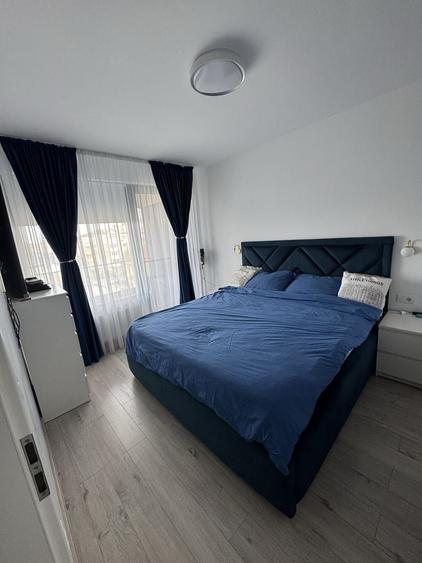 Apartament cu 3 camere decomandat în Traian