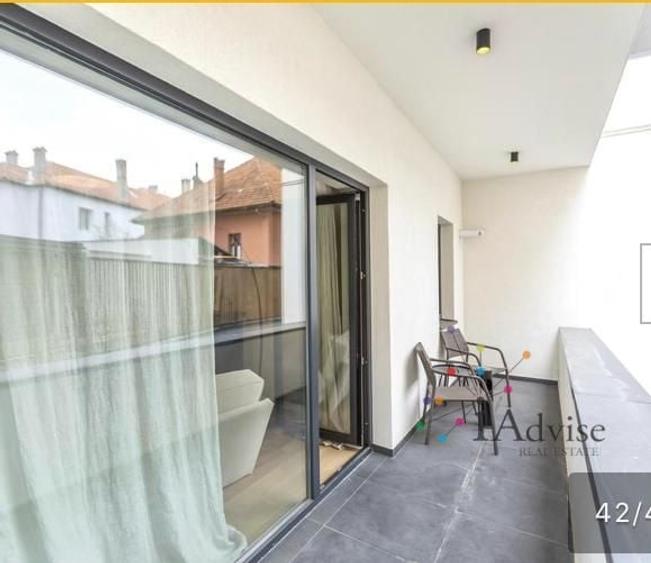 Apartament cu 2 camere decomandat în Centrul Civic
