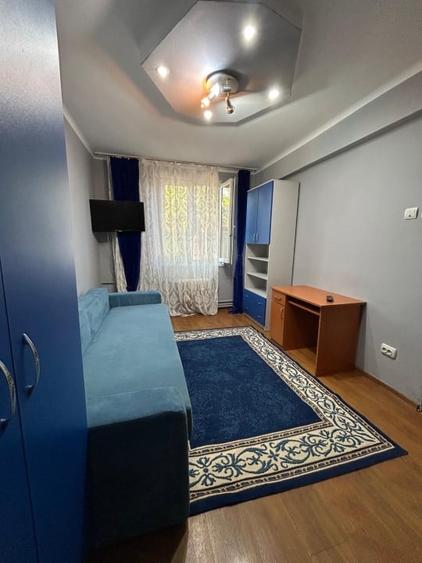 Apartament cu 3 camere decomandat în Ultracentral