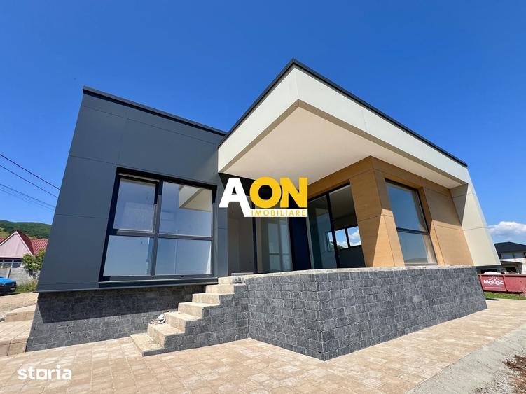 Casă cu 4 camere cu Teren 400 Mp în Micești