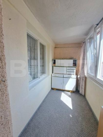 Apartament cu 3 camere semidecomandat în Griviței