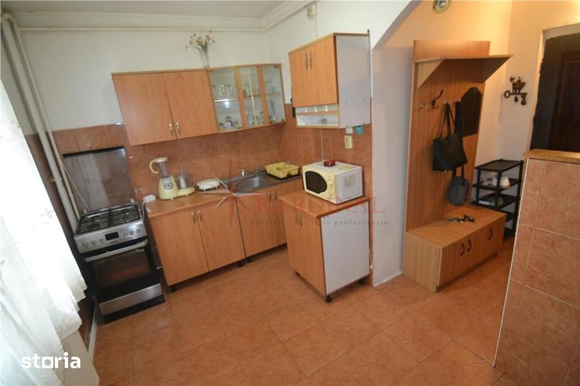Apartament cu 2 camere semidecomandat în Astra