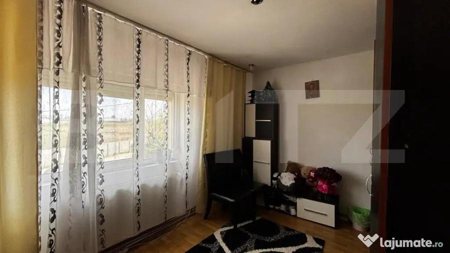 Casă cu 5 camere cu Teren 154 Mp în Brestei