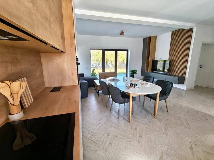 Casă cu 3 camere cu Teren 400 Mp în Bujoreni
