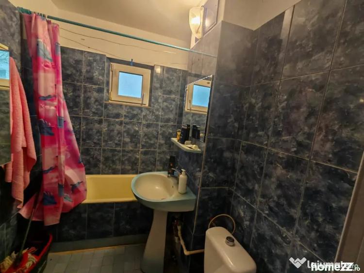 Apartament cu 3 camere decomandat în Inel I