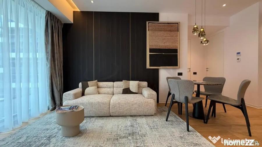 Apartament cu 3 camere semidecomandat în Floreasca
