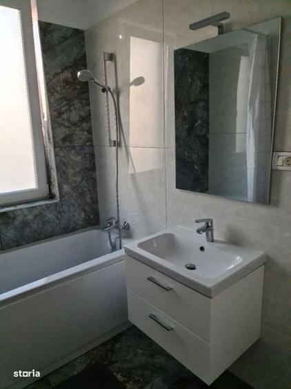 Apartament cu 3 camere în Dumbrăvița