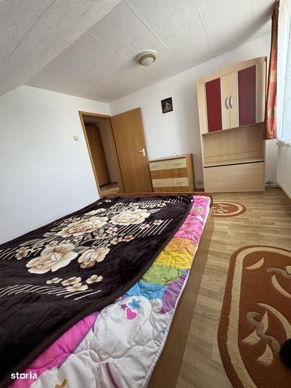 Apartament cu 3 camere în Micești
