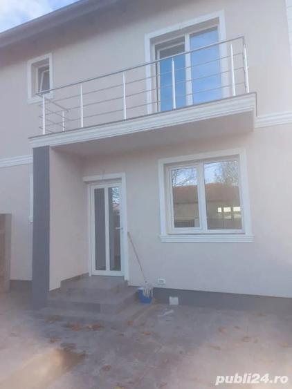 Casă cu 3 camere cu Teren 300 Mp în Utvin
