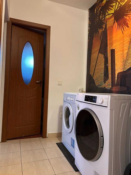 Apartament cu 3 camere decomandat în Nicolina