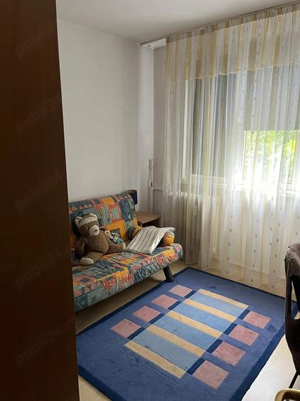 Apartament cu 3 camere semidecomandat în Brâncoveanu