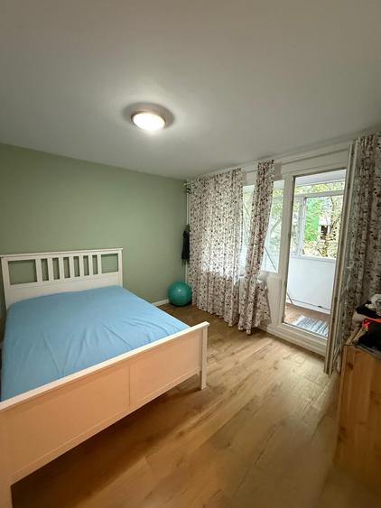 Apartament cu 3 camere decomandat în Apărătorii Patriei