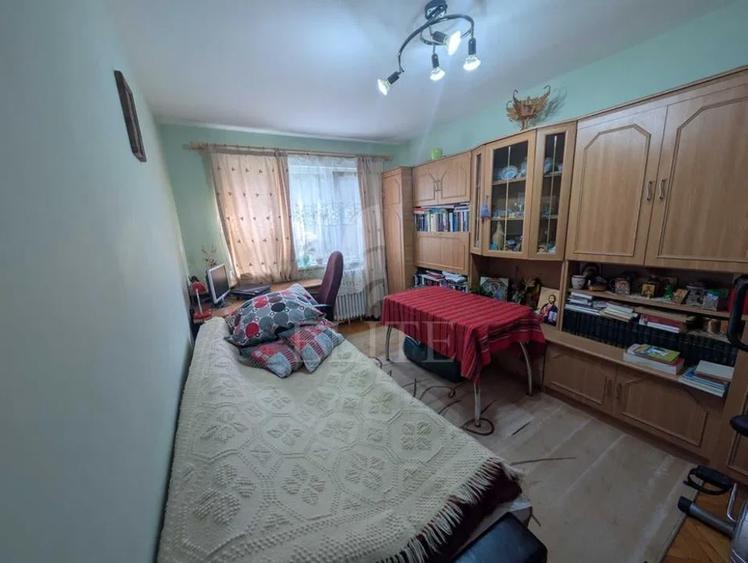Apartament cu 4 camere decomandat, mobilat în Mănăștur