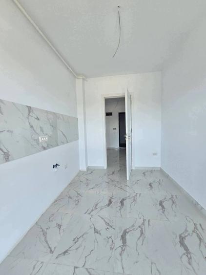 Apartament cu 2 camere decomandat în Dobroești