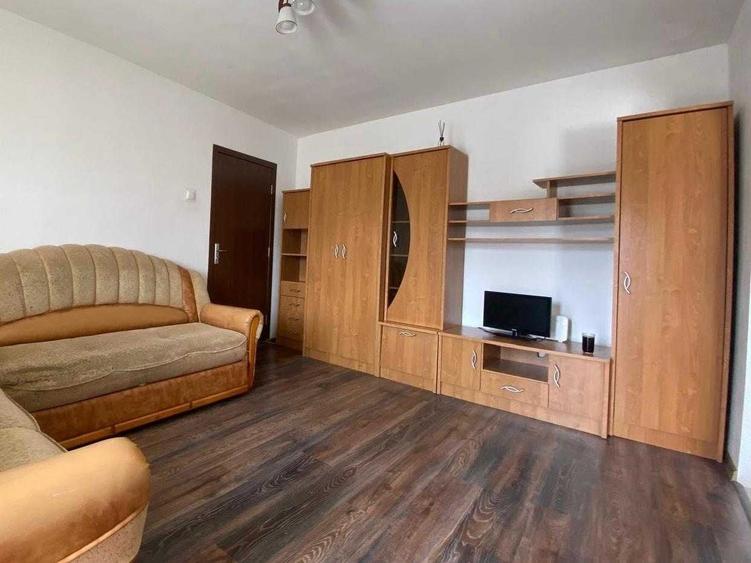 Apartament cu 2 camere semidecomandat în Gară