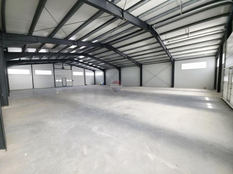 Spațiu industrial, de 570 mp, în Dărmănești