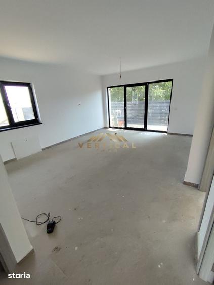 Casă cu 3 camere cu Teren 305 Mp în Berceni