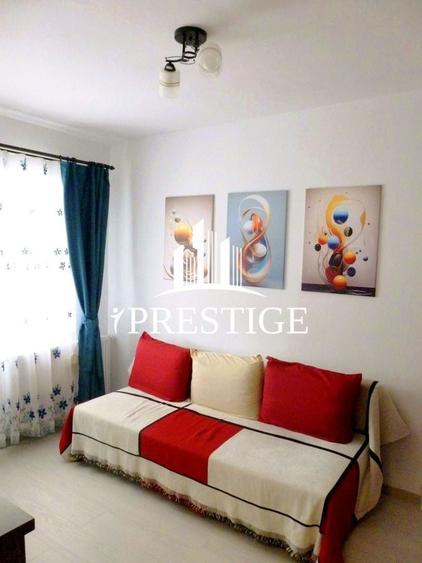 Apartament cu 3 camere decomandat, mobilat în Vasile Aaron
