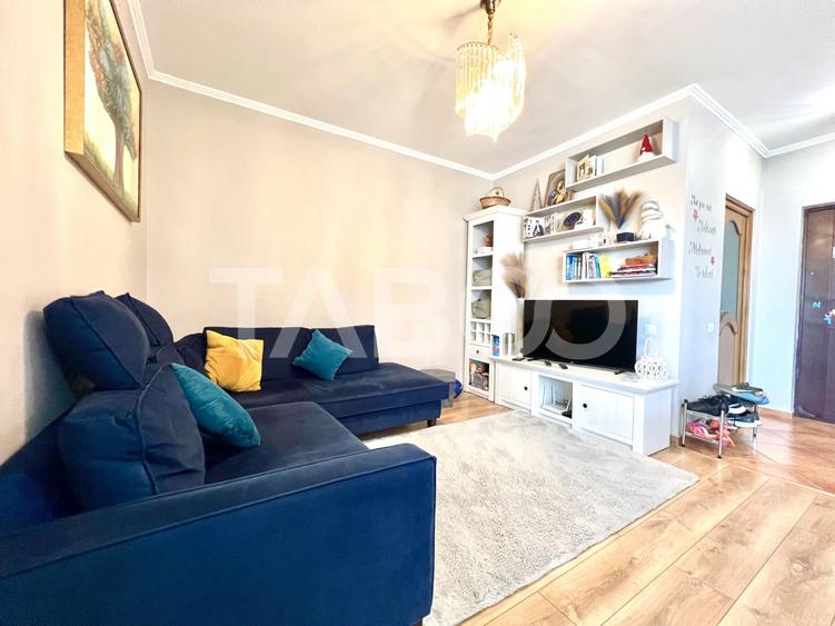 Apartament cu 4 camere semidecomandat, mobilat în Gheorgheni