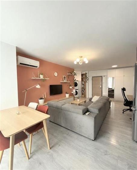 Apartament cu 2 camere decomandat, mobilat în Aradului