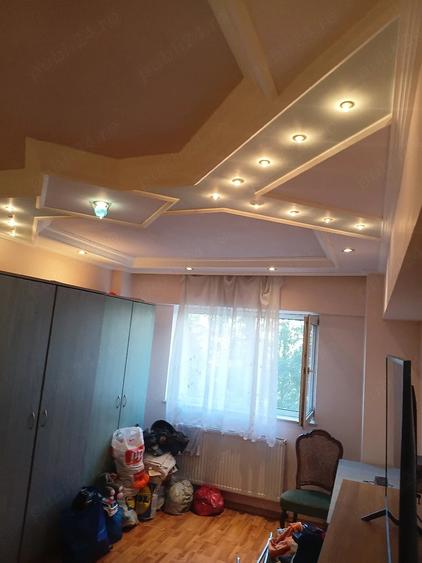 Apartament cu 2 camere decomandat în Traian