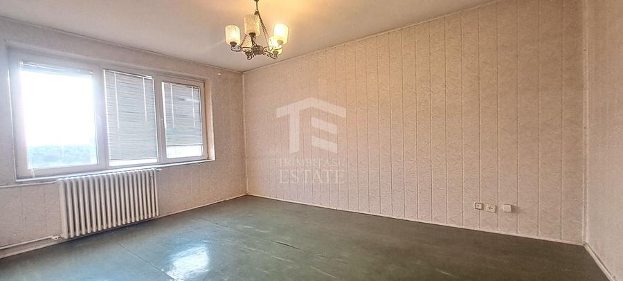Apartament cu 3 camere decomandat în Berceni