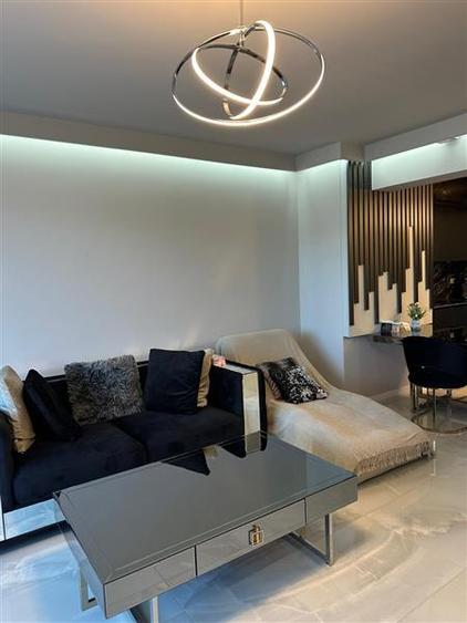 Apartament cu 2 camere semidecomandat, mobilat în Zorilor