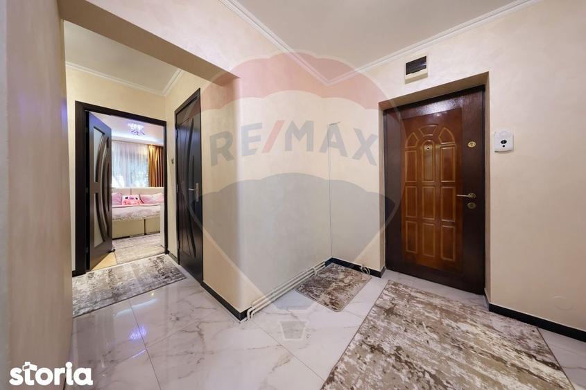 Apartament cu 3 camere decomandat, mobilat în Astra
