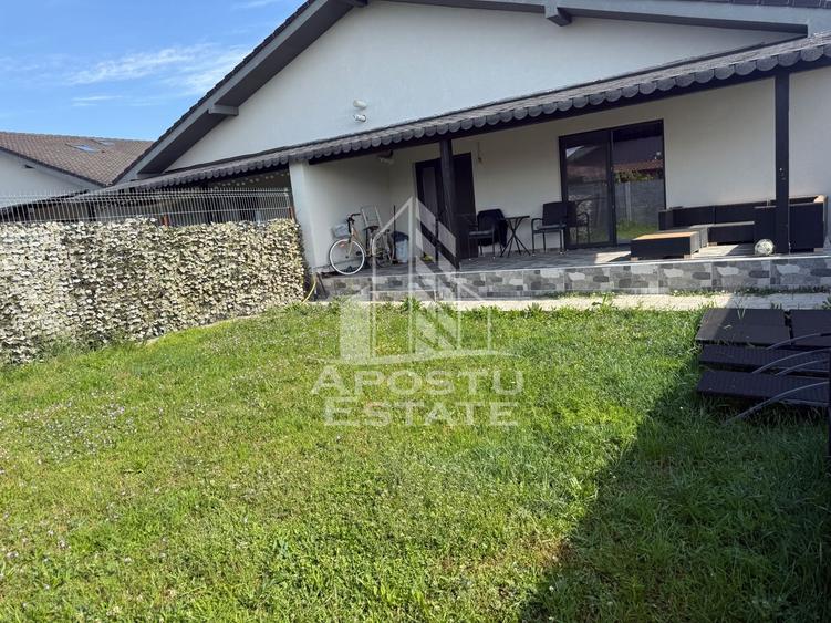 Duplex cu 3 camere cu Canalizare în Moșnița Nouă