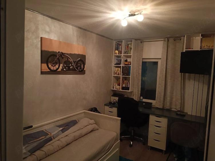 Apartament cu 3 camere decomandat în Moara de foc