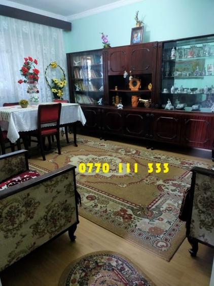 Apartament cu 3 camere decomandat în Obor