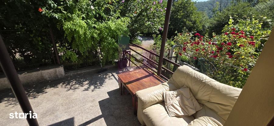 Casa cu 4 camere de vanzare in Campina - 14