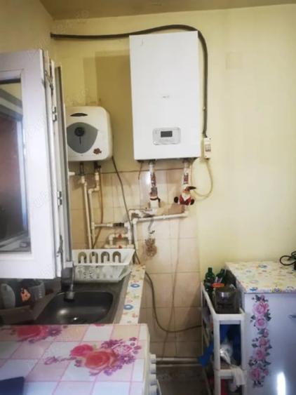 Casă cu 3 camere cu Teren 145 Mp în Străulești