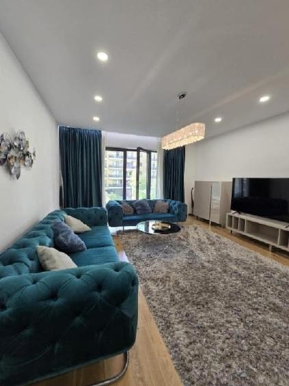 Apartament cu 3 camere decomandat în Herăstrău