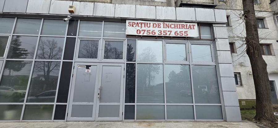 Spațiu comercial, de 100 mp, în Central