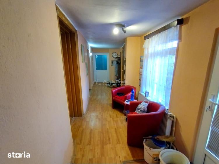 Casă cu 5 camere cu Teren 1800 Mp în Ciuchici