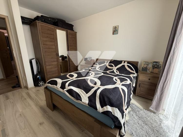 Apartament cu 3 camere decomandat, mobilat în Turnișor
