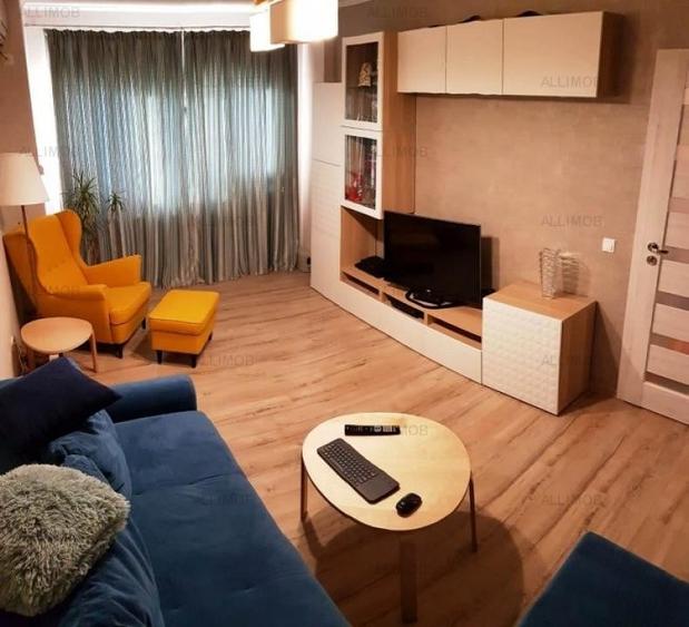 Apartament cu 3 camere decomandat în Ultracentral