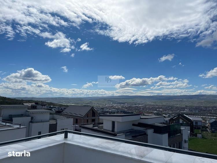 Casă cu 4 camere cu Teren 500 Mp în Iris