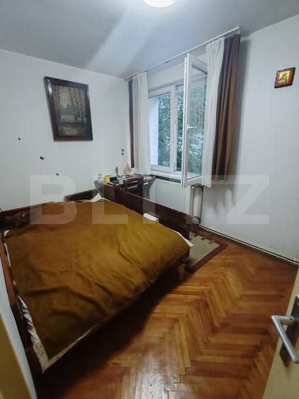 Apartament cu 4 camere decomandat, mobilat în Tudor